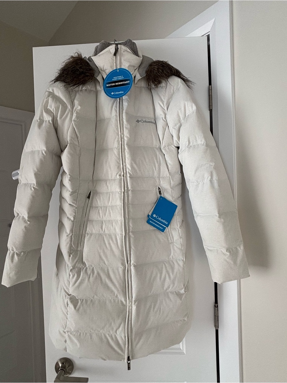 Columbia Women's Off-White Long Puffer Coat with Faux-Fur Hood Trim